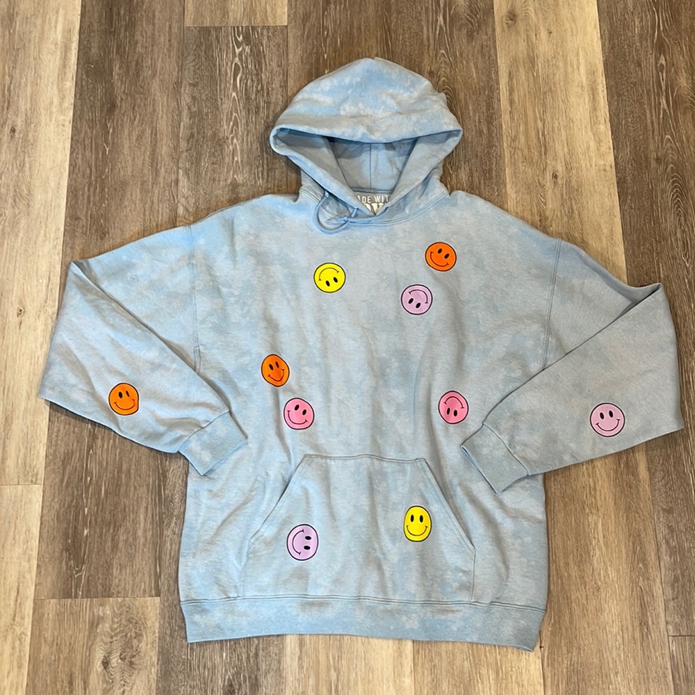 Womens smiley size XL hoodie